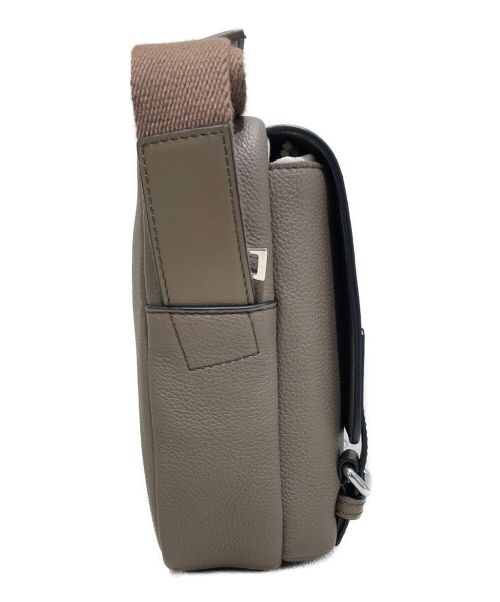 LOEWE（ロエベ）LOEWE (ロエベ) ミリタリークロスボディーバッグ ブラウンの古着・服飾アイテム