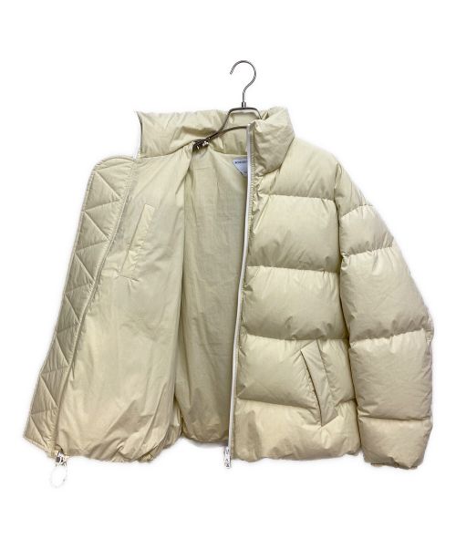 BOTTEGA VENETA（ボッテガベネタ）BOTTEGA VENETA (ボッテガベネタ) ライトウエイトダウンジャケット アイボリー サイズ:XSの古着・服飾アイテム