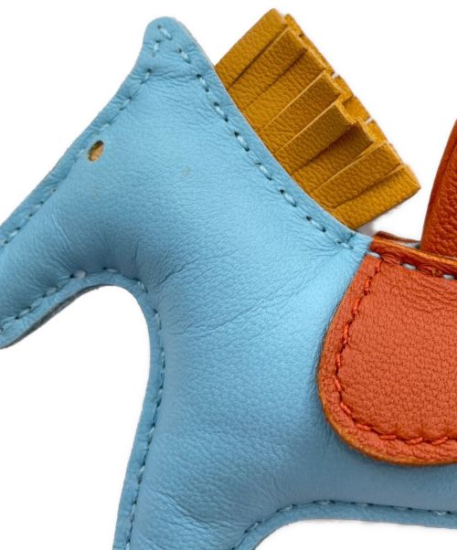 HERMES（エルメス）HERMES (エルメス) ロデオチャームPM スカイブルー サイズ:PMの古着・服飾アイテム