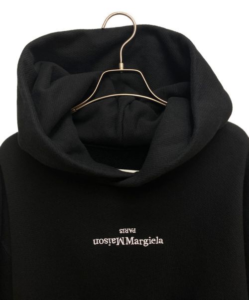 Maison Margiela（メゾンマルジェラ）Maison Margiela (メゾンマルジェラ) エンブロイダード ロゴ フーディー ブラック サイズ:44の古着・服飾アイテム
