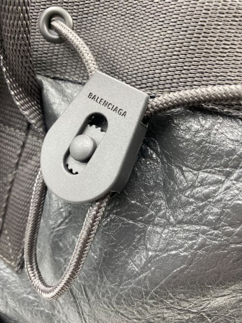 BALENCIAGA（バレンシアガ）BALENCIAGA (バレンシアガ) Army スモールトートバッグ グレー サイズ:-の古着・服飾アイテム