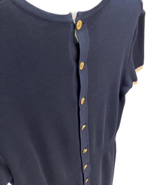 CHANEL（シャネル）CHANEL (シャネル) バックボタンニットワンピース ネイビー×ベージュ サイズ:38の古着・服飾アイテム