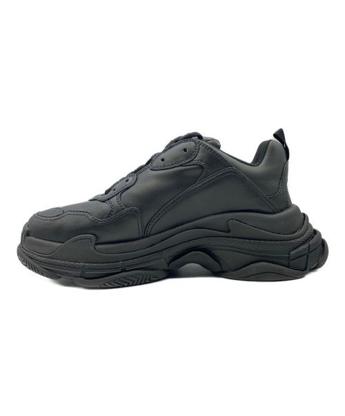BALENCIAGA（バレンシアガ）BALENCIAGA (バレンシアガ) TRIPLE S TRAINERS ブラック サイズ:43の古着・服飾アイテム