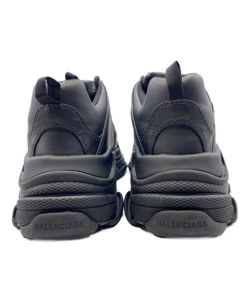 BALENCIAGA（バレンシアガ）BALENCIAGA (バレンシアガ) TRIPLE S TRAINERS ブラック サイズ:43の古着・服飾アイテム