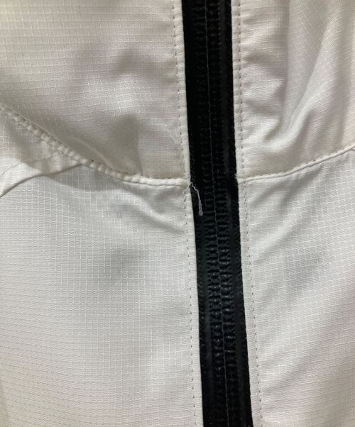 AKM x Brown Bunny（エイケイエム ブラウンバニー）AKM x Brown Bunny (エイケイエム ブラウンバニー) ナイロンジャケット ホワイト サイズ:Sの古着・服飾アイテム