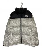 SUPREME×THE NORTH FACEシュプリーム×ザ ノース フェイス）の古着「Paper Print Nuptse Jacket」｜グレー
