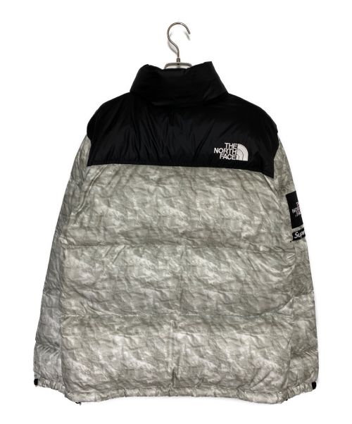 SUPREME（シュプリーム）SUPREME (シュプリーム) THE NORTH FACE (ザ ノース フェイス) Paper Print Nuptse Jacket グレー サイズ:Mの古着・服飾アイテム