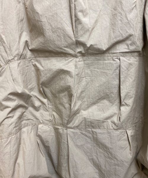 OUR LEGACY（アワーレガシー）OUR LEGACY (アワーレガシー) 23SS PUFFA - Metallic Sand Parachute Poplin ベージュ サイズ:48の古着・服飾アイテム