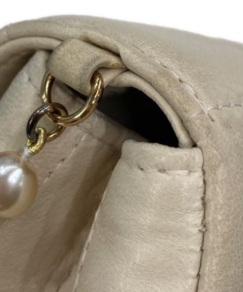 CHANEL（シャネル）CHANEL (シャネル) フェイクパールショルダーバッグの古着・服飾アイテム