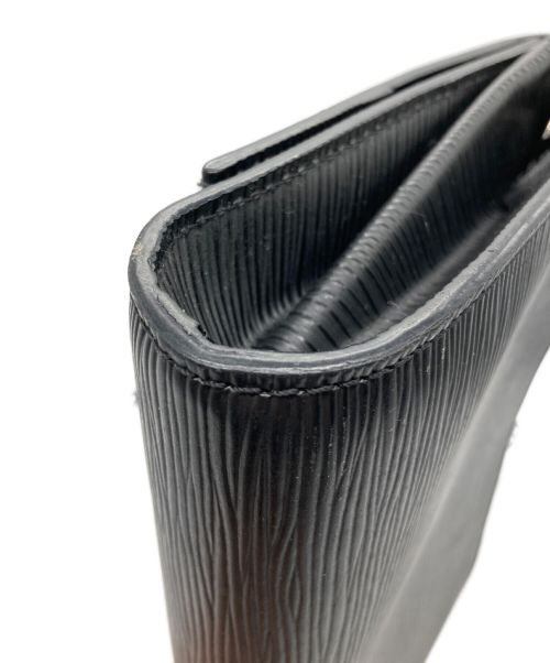 LOUIS VUITTON（ルイ ヴィトン）LOUIS VUITTON (ルイ ヴィトン) エピ・クレリー ショルダーバッグ 	M54537 ブラックの古着・服飾アイテム