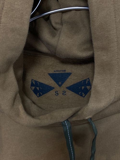 ACRONYM（アクロニウム）ACRONYM (アクロニウム) ORGANIC COTTON HOODED SWEATSHIRT コヨーテ サイズ:S 未使用品の古着・服飾アイテム