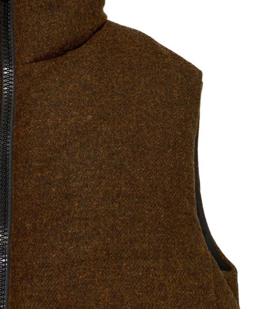 OAMC（オーエーエムシー）OAMC (オーエーエムシー) Harris Tweed (ハリスツイード) INFLATE GILET HARRIS TWEED ブラウン サイズ:XS 未使用品の古着・服飾アイテム