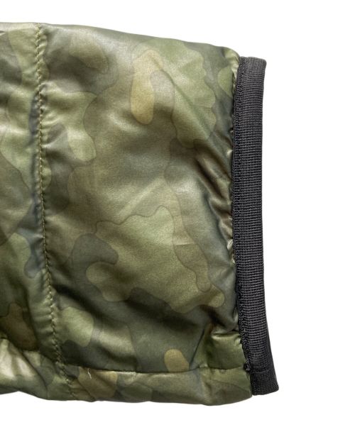 BURBERRY BLACK LABEL（バーバリーブラックレーベル）BURBERRY BLACK LABEL (バーバリーブラックレーベル) 2WAYカモフラダウンジャケット グリーン サイズ:Mの古着・服飾アイテム