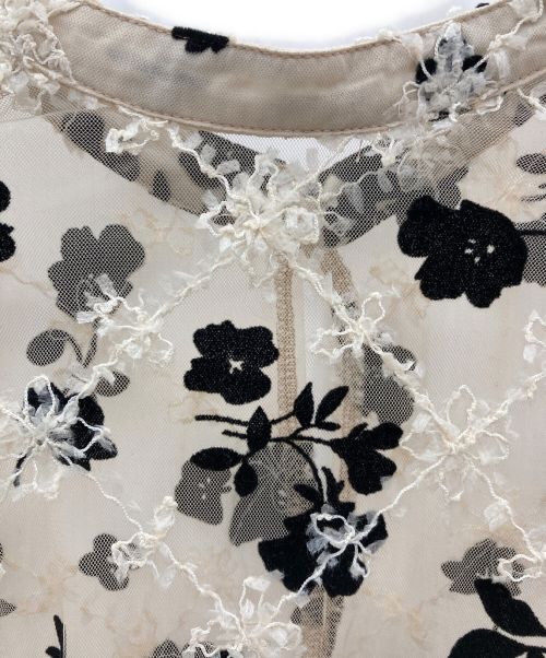 AKTE（アクテ）AKTE (アクテ) フロッキーレースブラウス ベージュ サイズ:Fの古着・服飾アイテム