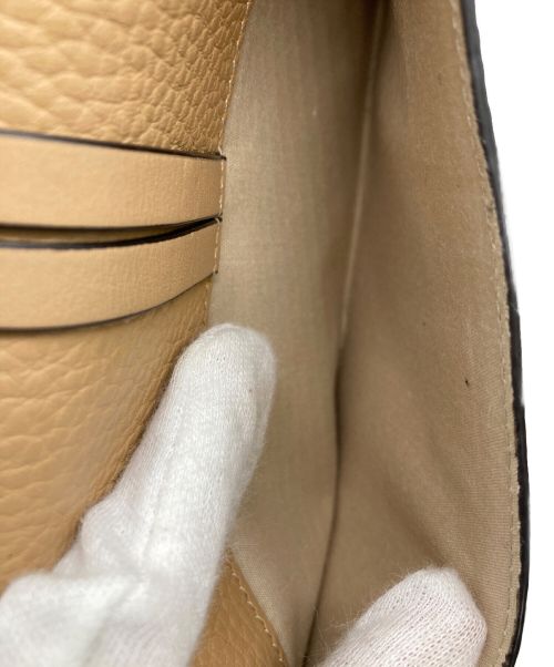 Chloe（クロエ）Chloe (クロエ) 長財布 ベージュの古着・服飾アイテム