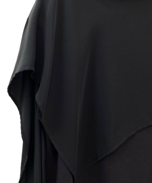 MM6 Maison Margiela（エムエムシックスメゾンマルジェラ）MM6 Maison Margiela (エムエムシックス メゾンマルジェラ) アシンメトリックスウェットドレープカットソー ブラック サイズ:XSの古着・服飾アイテム