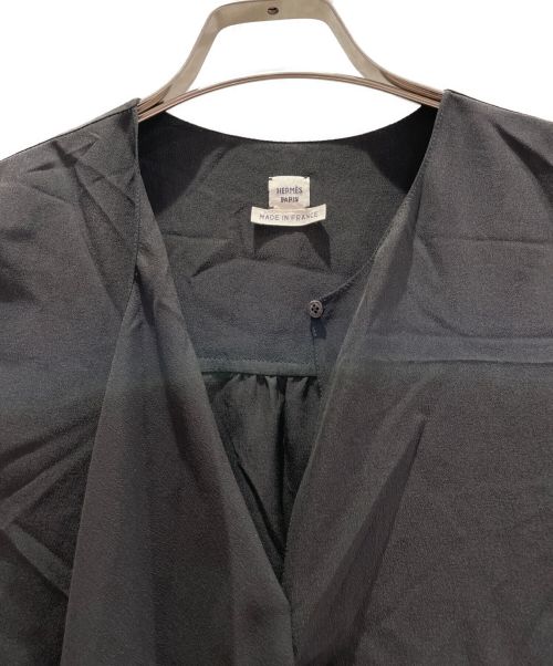 HERMES（エルメス）HERMES (エルメス) シルクノースリーブブラウス ブラック サイズ:36の古着・服飾アイテム