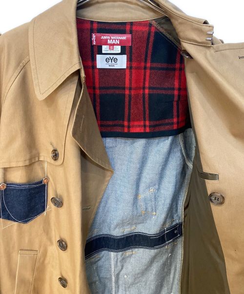 eYe COMME des GARCONS JUNYAWATANABE MAN（アイ コム デ ギャルソン ジュンヤ ワタナベ マン）eYe COMME des GARCONS JUNYAWATANABE MAN (コム デ ギャルソン ジュンヤ ワタナベ マン) LEVI'S (リーバイス) 22AW 再構築トレンチコート ベージュ サイズ:XSの古着・服飾アイテム