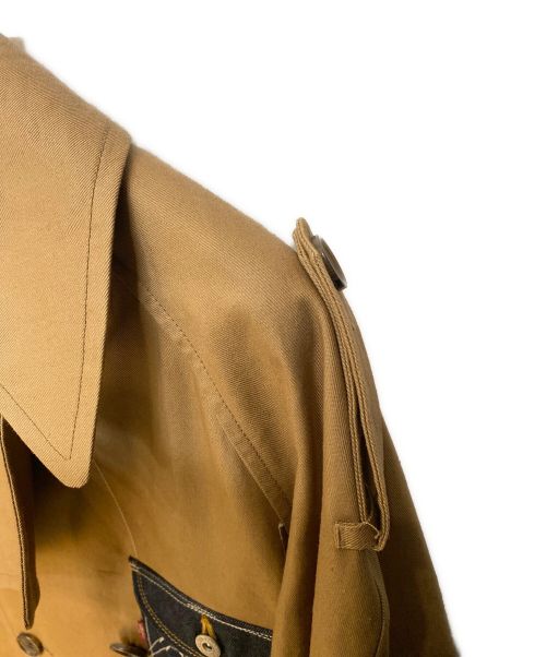 eYe COMME des GARCONS JUNYAWATANABE MAN（アイ コム デ ギャルソン ジュンヤ ワタナベ マン）eYe COMME des GARCONS JUNYAWATANABE MAN (コム デ ギャルソン ジュンヤ ワタナベ マン) LEVI'S (リーバイス) 22AW 再構築トレンチコート ベージュ サイズ:XSの古着・服飾アイテム