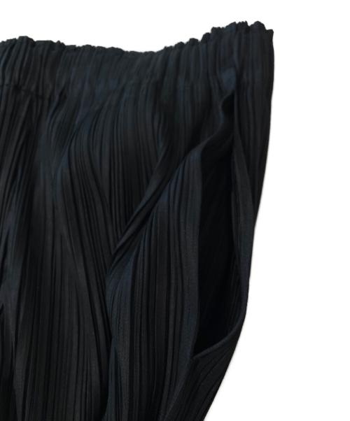 PLEATS PLEASE（プリーツプリーズ）PLEATS PLEASE (プリーツプリーズ) クロップドプリーツワイドパンツ ブラック サイズ:3の古着・服飾アイテム
