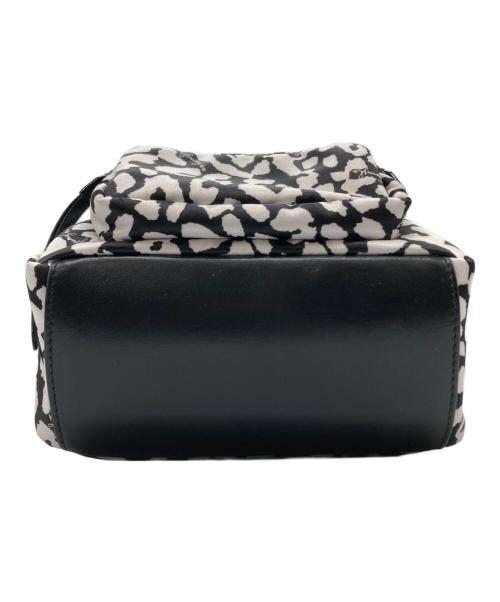 JIMMY CHOO（ジミーチュウ）JIMMY CHOO (ジミーチュウ) CANDICE BACKPACK ブラックの古着・服飾アイテム