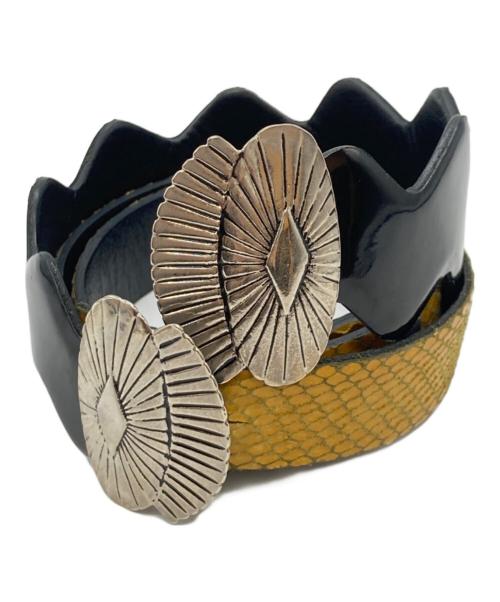 TOGA PULLA（トーガ プルラ）TOGA PULLA (トーガ プルラ) コンチョベルト ブラック×イエローの古着・服飾アイテム