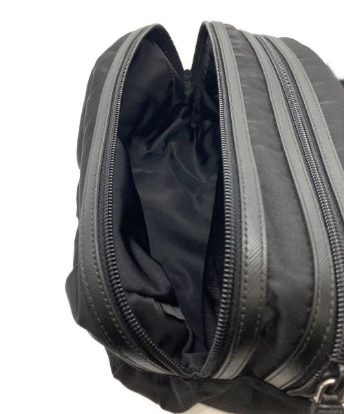 PRADA（プラダ）PRADA (プラダ) クラッチバッグ ブラックの古着・服飾アイテム