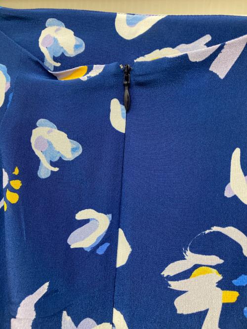 ALTUZARRA（アルチュザラ）ALTUZARRA (アルチュザラ) フラワープリントサイドスリットスカート ブルー サイズ:36の古着・服飾アイテム