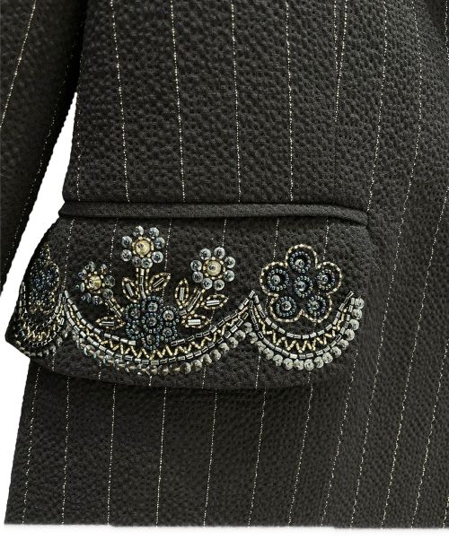 Christian Dior（クリスチャン ディオール）Christian Dior (クリスチャン ディオール) ビーズ刺繍ストライプセットアップ ネイビー サイズ:36の古着・服飾アイテム