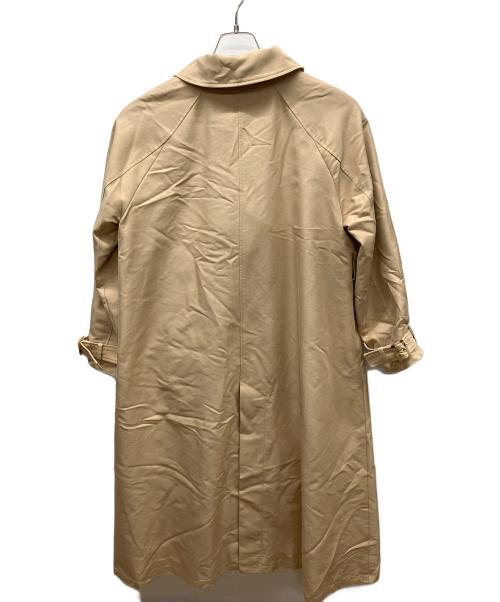 FRAY ID（フレイ アイディー）FRAY ID (フレイ アイディー) スリーブタックステンカラーコート ベージュの古着・服飾アイテム