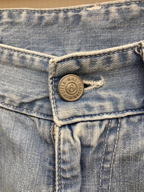 MM6 Maison Margiela（エムエムシックスメゾンマルジェラ）MM6 Maison Margiela (エムエムシックス メゾンマルジェラ) ライトオンスクロップドデニムパンツ /デニムパンツ/S32LA0171 サイズ:40の古着・服飾アイテム