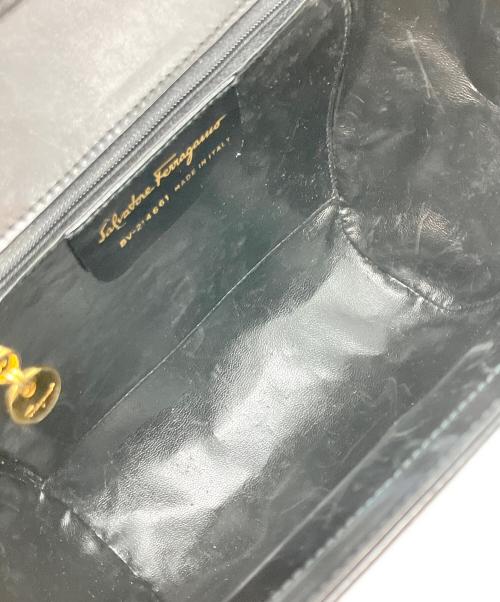 Salvatore Ferragamo（サルヴァトーレ フェラガモ）Salvatore Ferragamo (サルヴァトーレ フェラガモ) ショルダーバッグ ブラックの古着・服飾アイテム