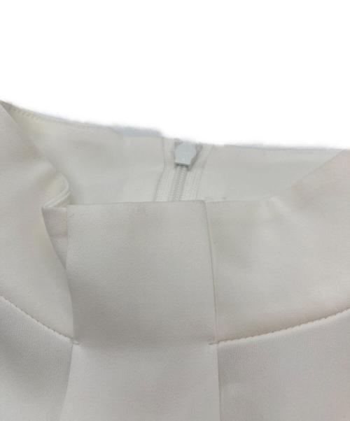 K.T KIYOKO TAKASE（ケーティー キヨコタカセ）K.T KIYOKO TAKASE (ケーティー キヨコタカセ) マットサテンデザインハイネックブラウス ホワイト サイズ:9の古着・服飾アイテム