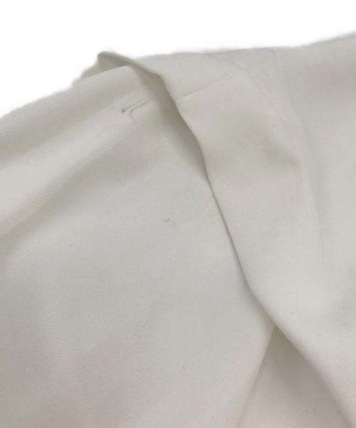 K.T KIYOKO TAKASE（ケーティー キヨコタカセ）K.T KIYOKO TAKASE (ケーティー キヨコタカセ) マットサテンデザインハイネックブラウス ホワイト サイズ:9の古着・服飾アイテム