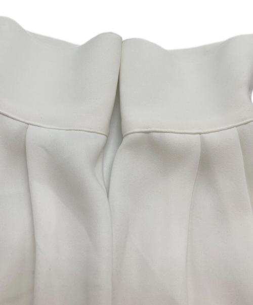 K.T KIYOKO TAKASE（ケーティー キヨコタカセ）K.T KIYOKO TAKASE (ケーティー キヨコタカセ) マットサテンデザインハイネックブラウス ホワイト サイズ:9の古着・服飾アイテム