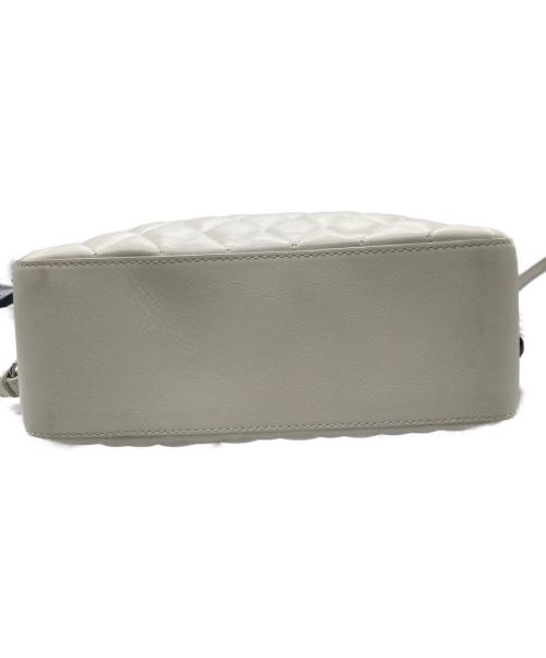 J&M DAVIDSON（ジェイ＆エム デヴィッドソン）J&M DAVIDSON (ジェイ＆エム デヴィッドソン) ショルダーバッグ / PEBBLE ホワイトの古着・服飾アイテム