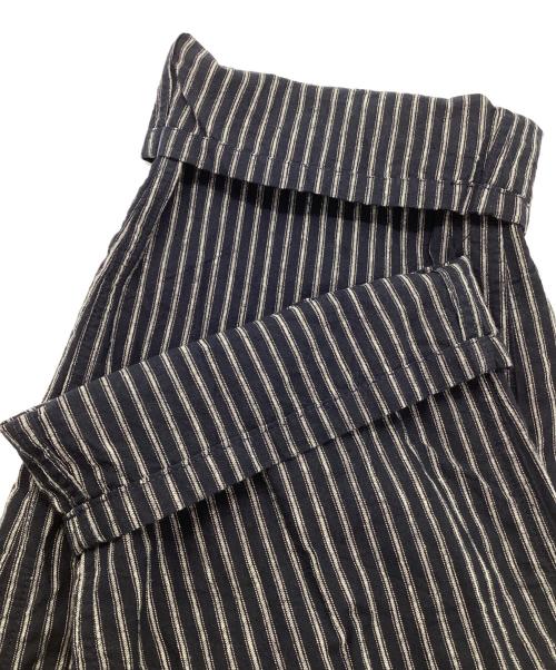 Engineered Garments（エンジニアドガーメンツ）Engineered Garments (エンジニアド ガーメンツ) ストライプパンツ ネイビー サイズ:SIZE Mの古着・服飾アイテム