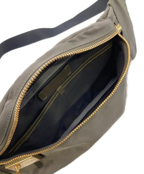 ORSETTO（オルセット）ORSETTO (オルセット) ナイロンウエストBAG カーキの古着・服飾アイテム