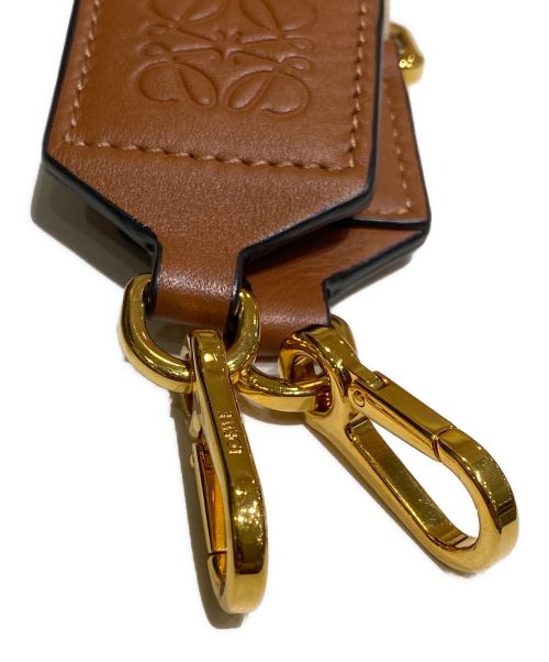 LOEWE（ロエベ）LOEWE (ロエベ) アナグラム ループストラップ ベージュの古着・服飾アイテム