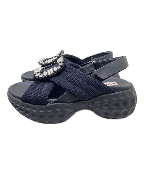 Roger Vivier（ロジェ ヴィヴィエ）Roger Vivier (ロジェ ヴィヴィエ) ヴィヴランライトストラスバックル ファブリック サンダル ブラック サイズ:40の古着・服飾アイテム
