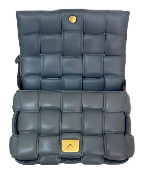 BOTTEGA VENETA（ボッテガベネタ）BOTTEGA VENETA (ボッテガベネタ) マキシイントレチャート パテッド カセット グレー サイズ:クラシックの古着・服飾アイテム