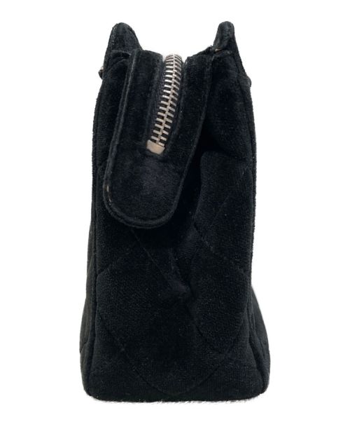 CHANEL（シャネル）CHANEL (シャネル) ベロアマトラッセチェーンショルダーバッグ ブラック サイズ:23の古着・服飾アイテム