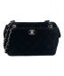 CHANEL（シャネル）の古着「ベロアマトラッセチェーンショルダーバッグ」｜ブラック