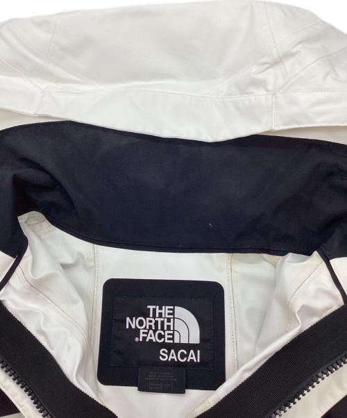 THE NORTH FACE（ザ ノース フェイス）THE NORTH FACE (ザ ノース フェイス) sacai (サカイ) ナイロンモッズコート ホワイト×ブラック サイズ:Sの古着・服飾アイテム