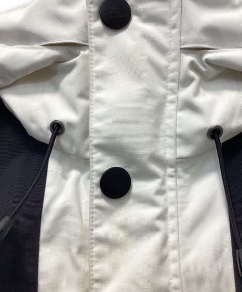 THE NORTH FACE（ザ ノース フェイス）THE NORTH FACE (ザ ノース フェイス) sacai (サカイ) ナイロンモッズコート ホワイト×ブラック サイズ:Sの古着・服飾アイテム