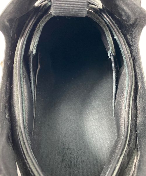 Maison Margiela（メゾンマルジェラ）Maison Margiela (メゾンマルジェラ) REEBOK (リーボック) TABI INSTAPUMP FURY ブラック サイズ:26.5の古着・服飾アイテム