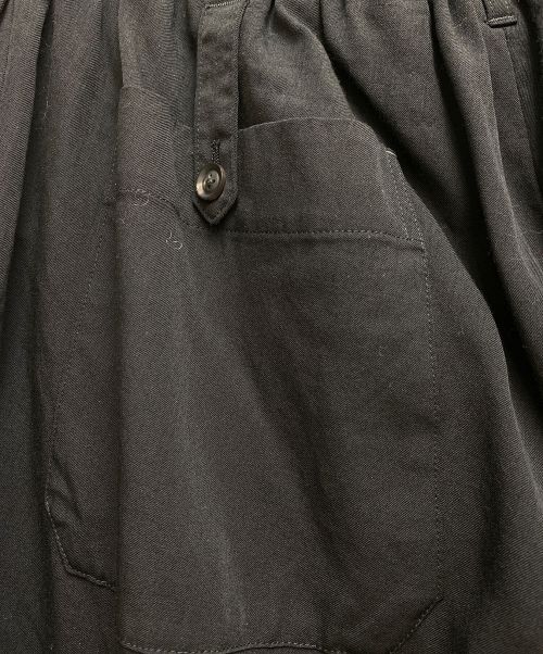 Yohji Yamamoto pour homme（ヨウジヤマモト プールオム）Yohji Yamamoto pour homme (ヨウジヤマモト プールオム) シワギャバ タブ付きギャザーパンツ ブラック サイズ:Mの古着・服飾アイテム