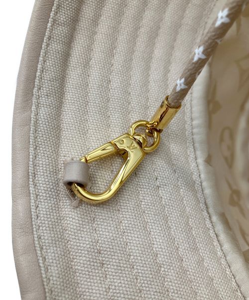 LOUIS VUITTON（ルイ ヴィトン）LOUIS VUITTON (ルイ ヴィトン) ボブ・LV バディー ハット ホワイト サイズ:-の古着・服飾アイテム