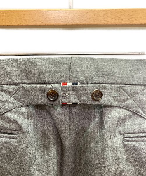 THOM BROWNE. NEW YORK（トムブラウン ニューヨーク）THOM BROWNE. NEW YORK (トムブラウンニューヨーク) 3Bセットアップスーツ グレーの古着・服飾アイテム