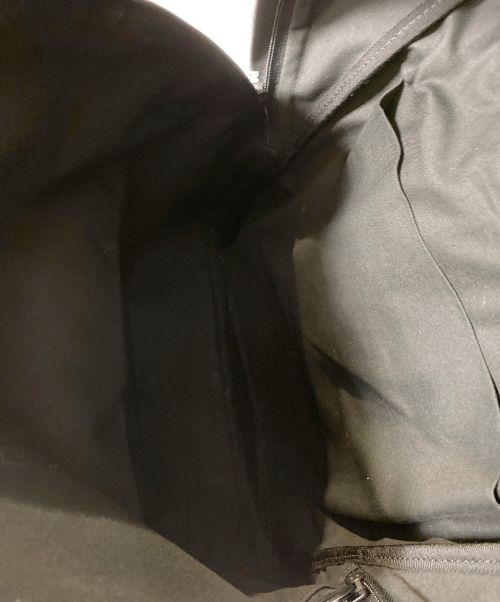 BALENCIAGA（バレンシアガ）BALENCIAGA (バレンシアガ) EXPLORER サイズ:-の古着・服飾アイテム